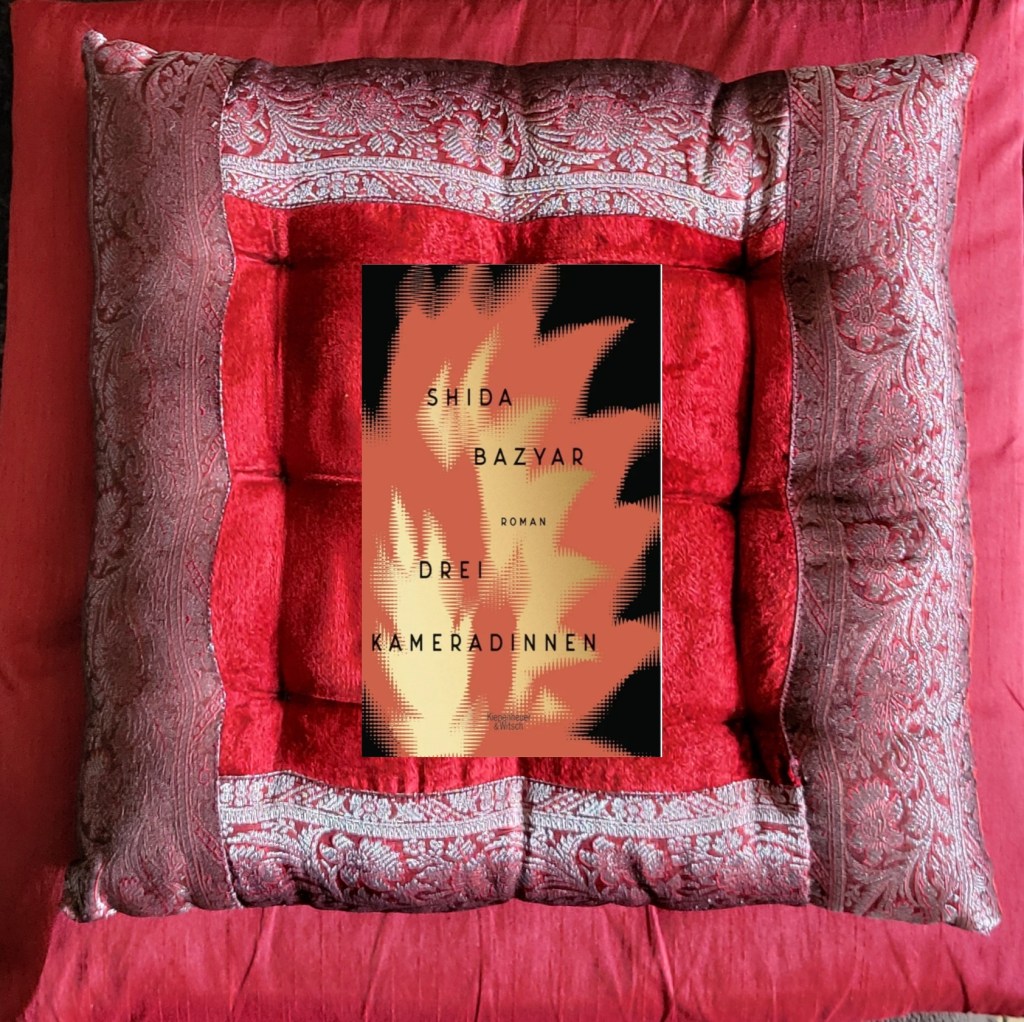 Hani, Kasih und&nbsp;Saya